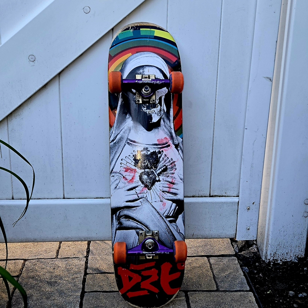 Vintage Colorful 90s Designed Skatedboard | Venture Trucks | AWAKE Special Ed
